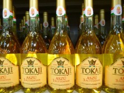3. Сентендре (Венгрия) - вино Tokaji